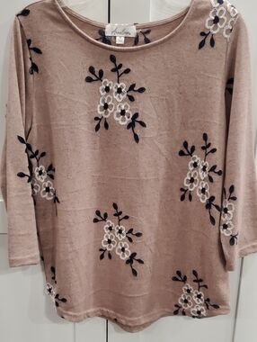 Anneliege Beige Floral Embroidered Long-Sleeve Top